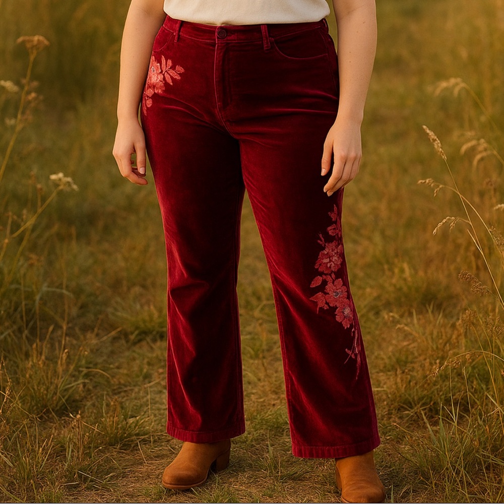 Sundance Embroidered Burgundy Velvet Jeans Size‎ 28